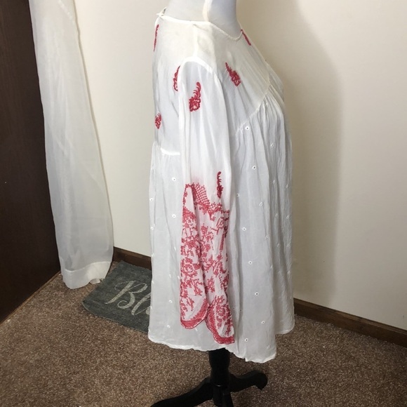 Johnny Was white and red floral boho top size small - Picture 4 of 9